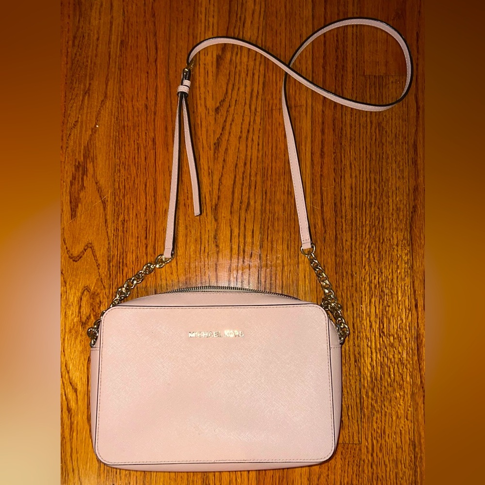 Michael Kors light pink crossbody!!
